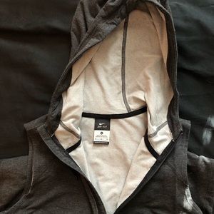 Nike sleeveless hoodie - size medium